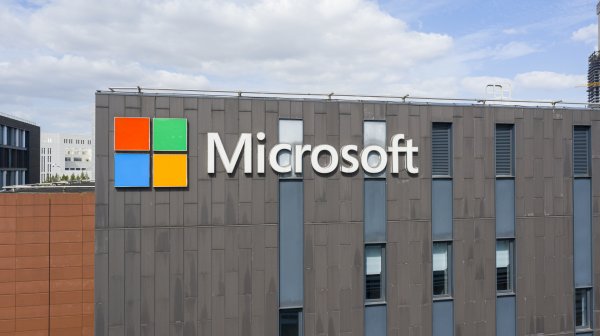 配资公司排名前十 微软再提DeepSeek，有意向开发独立大模型